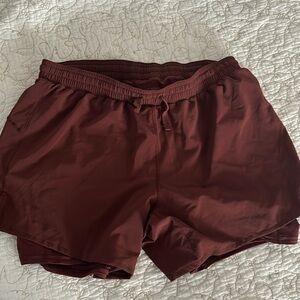 brook’s running shorts
